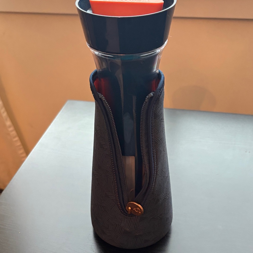 Teavana Tea Infuser with Navy Blue Sleeve - Picture 2 of 6